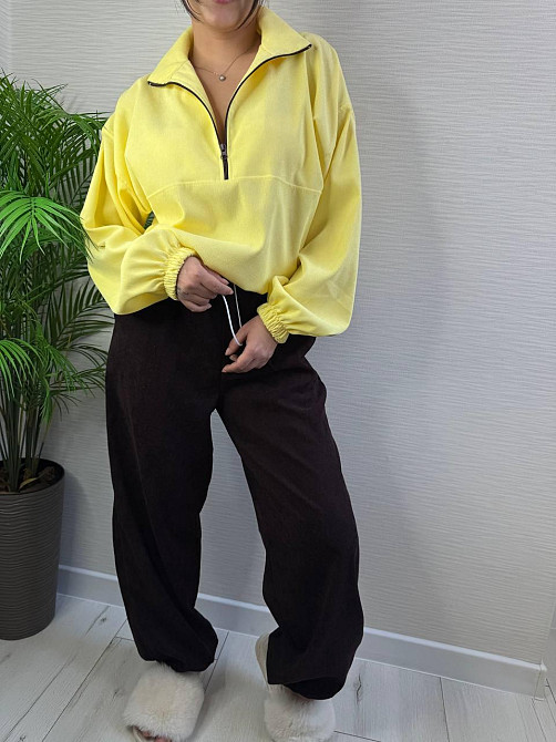 Женский стильный повседневный костюм двойка из микровельвета Желтый, 46/48 Одесса - изображение 1