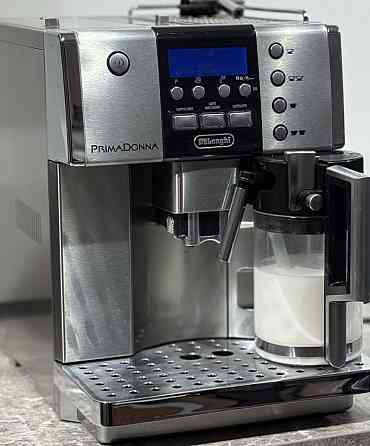 Автоматична кавомашина De’Longhi PrimaDonna ESAM 6600. Харків