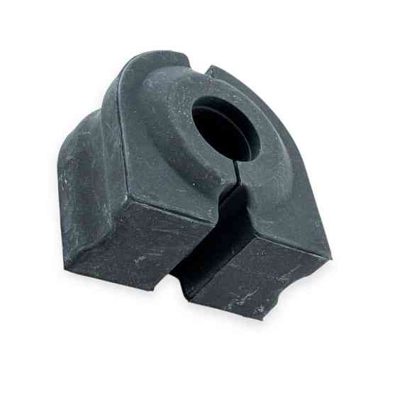 Втулка передняя Бмв 5 (E60), 7 (E65) (d-24 мм) стабилизатора Мукачево