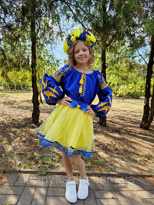 Костюм вышиванка сине-желтый для девочки 
