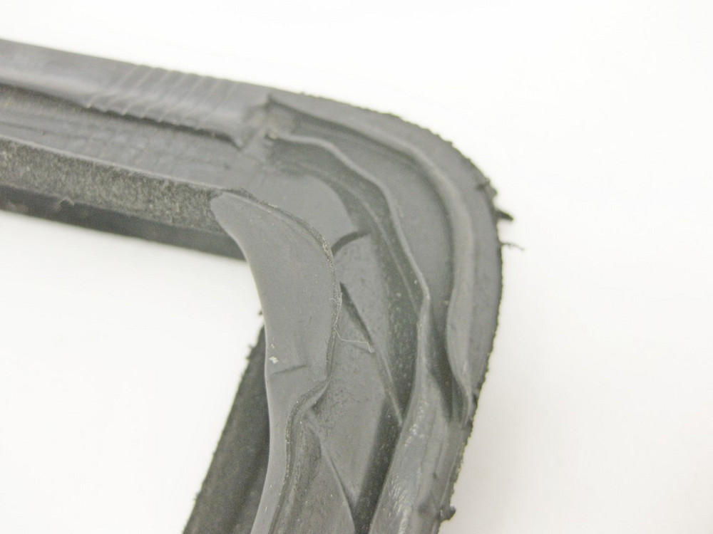 Mercedes-Benz  A1647350825 Ущільнювач опускного скла задніх правих дверей ML W164 Одеса - фото 9