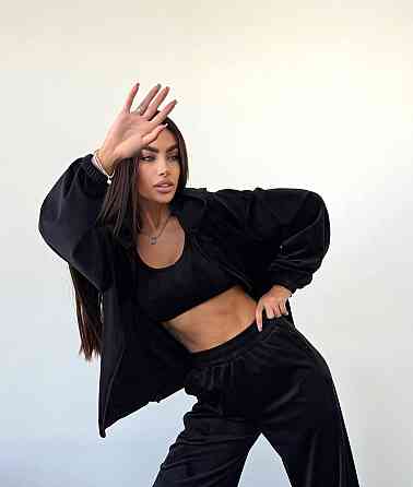 Женский стильный прогулочный костюм тройка: кофта топ и брюки из мягкого велюра Черный, 42/44 Одесса