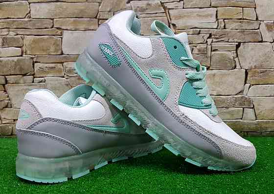 Led кроссовки. ТМ Demax. Киев