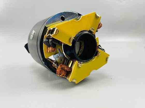 Статор зі щітками МТЗ, ЮМЗ, Т16, Т25, Т40 стартера 12 В 2,7 кВт Мукачево