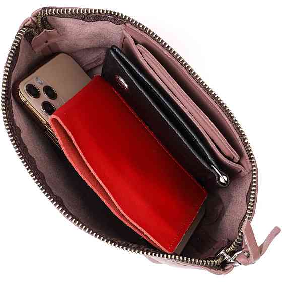 Очаровательная женская кожаная косметичка GRANDE PELLE 16793 Пудровый Киев