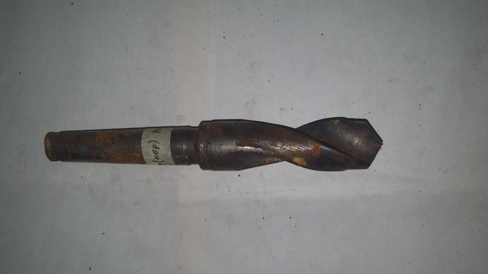 Сверло с коническим хвостовиком укороченное 31.0 мм. Р6М5. СССР. Харьков - изображение 1