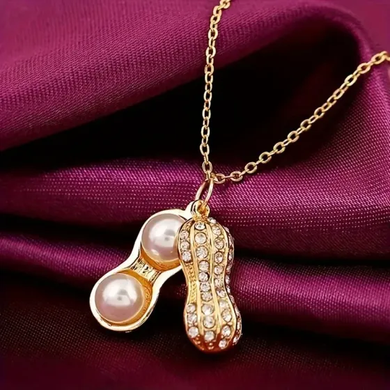 Подвеска в форме арахиса с жемчугом и кристаллами циркония – позолоченная цепочка Киев