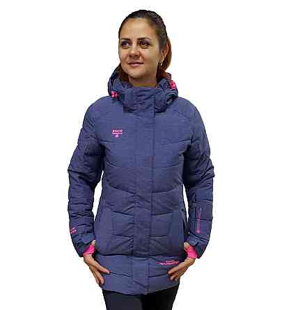 Зимняя женская удлиненная куртка 