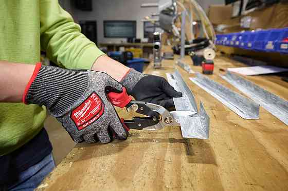 Ножиці по металу MILWAUKEE, правий різ Одесса