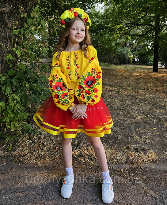 Костюм вишиванка жовта з маками для дівчинки Кривий Ріг - фото 1