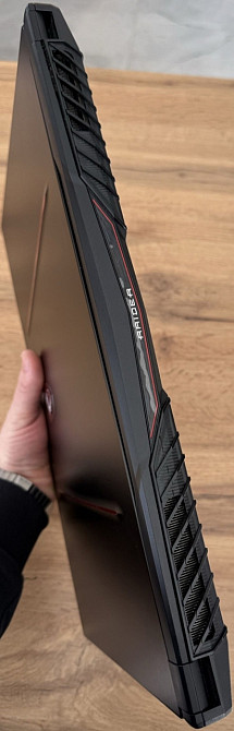 Игровой Ноутбук MSI GE75 Raider 17.3