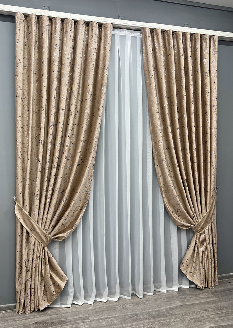 Комплект готовых штор VR-Textil Бархат Mirage № 2030ш Карамельный 150х275 см 2 шт (33-1071) Киев - изображение 3