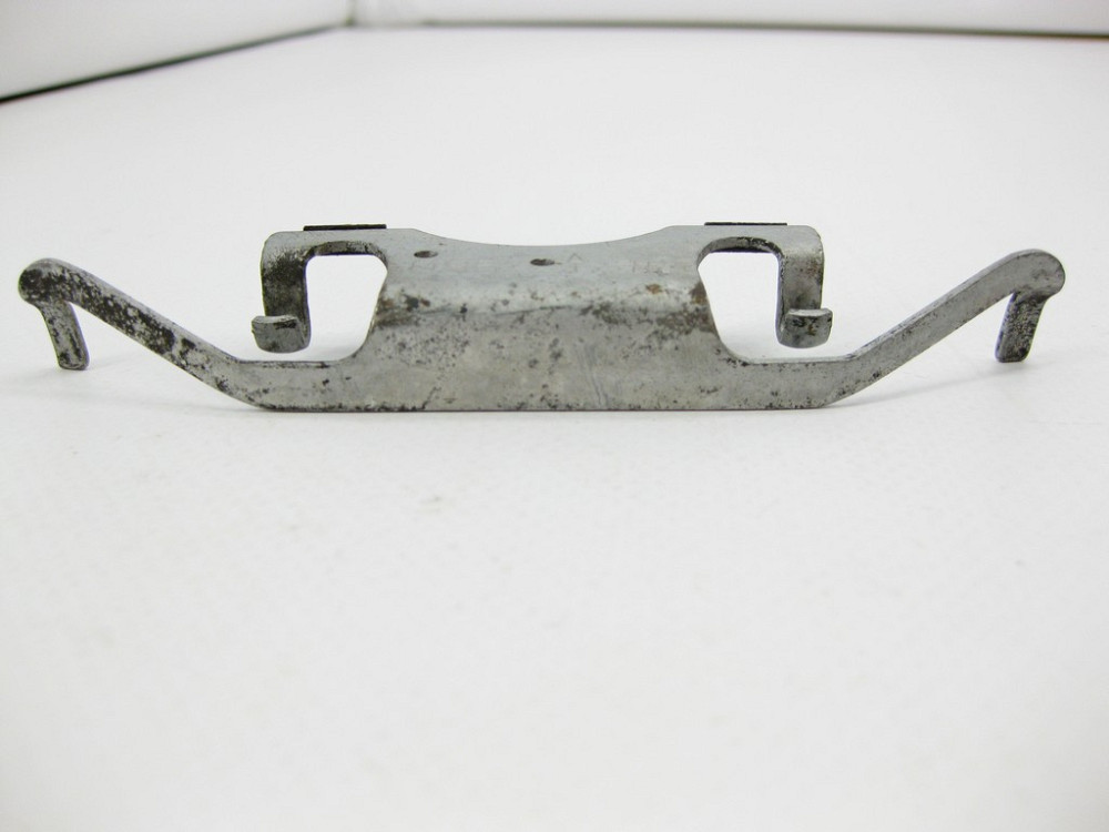 Mercedes-Benz  A0014212391 Утримуюча скоба - пружина скоби заднього гальмівного супорта E-Class W212 CLS C218 Одесса - изображение 6