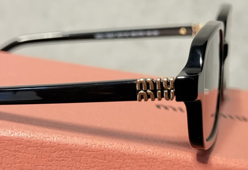 Сонцезахисні окуляри miu Київ - фото 3