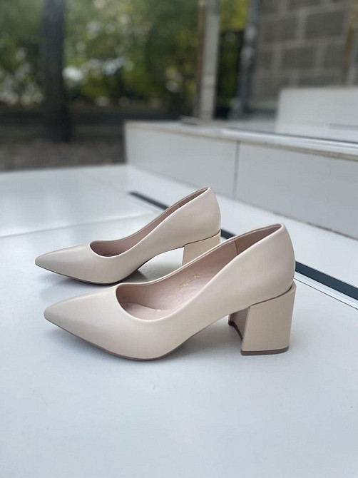 Loretta Туфлі жіночі LORETTA бежеві еко-шкіра каблук 6 см 36р.-23.5см. 38р.-25см. (A320-5) Коломыя - изображение 9