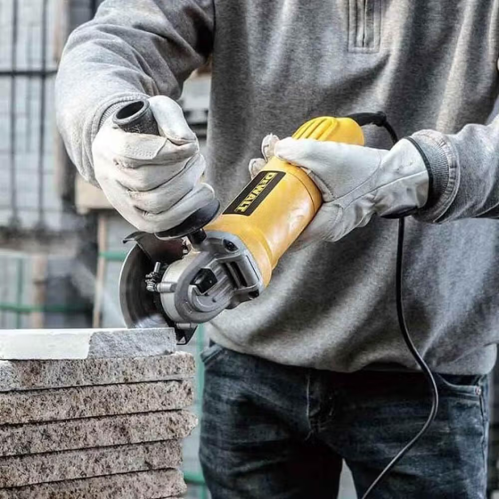 Професійна шліфмашина кутова - болгарка мережева DeWALT DWE4117 : 950Вт, диск 125мм Київ