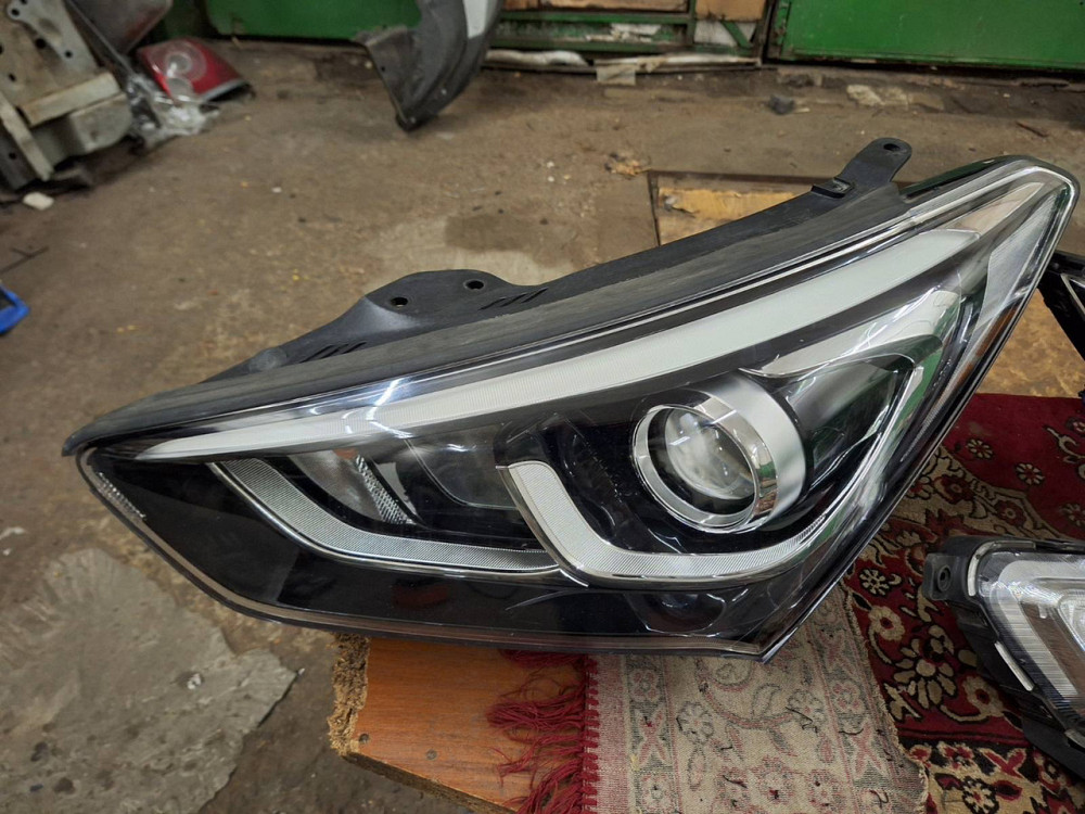 Фара ксенон Hyundai Santa Fe Київ - фото 1