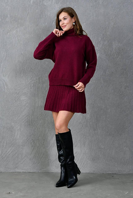 Жіночий затишний теплий костюм: светр і спідниця дрібна машинна в'язка. Бордовий Одеса - фото 3