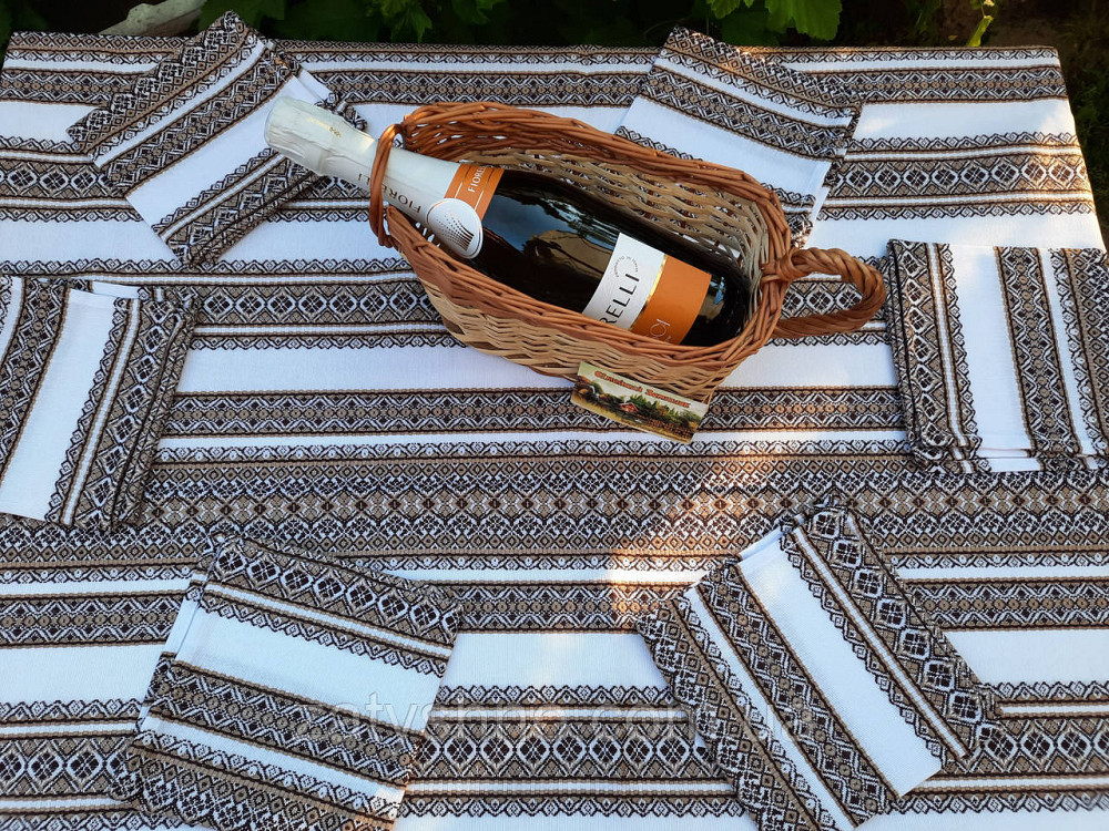 Скатерть в кофейном цвете, вышитая на белом Киев - изображение 8