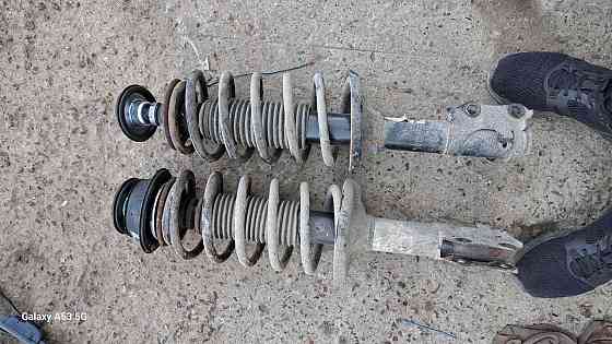 Передние стойки в сборе на Chery Amulet 2006–2012 Киев