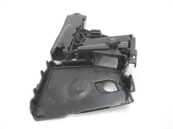 Mercedes-Benz  A2517230314 Кришка - кронштейн замка передніх лівих дверей R-Class W251 Одеса