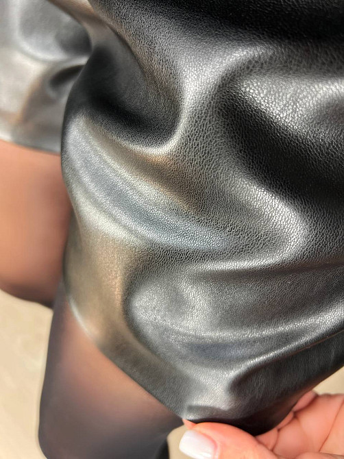 Шорти жіночі Gritana 153 короткі з кишенями висока талія екошкіра чорні, чорний, S Київ - фото 8