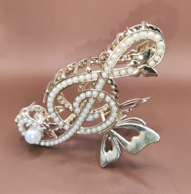 Шпилька-крабік для волосся "Нота з метеликом" Сміла - фото 1