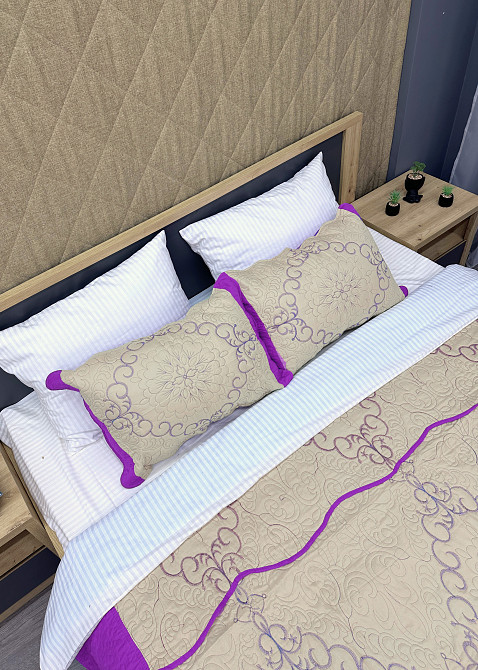 Покривало стьобане з наволочками Expo Trade 220x220 (+-10 см) бежевий з лавандовим (85-164) Київ - фото 8