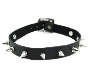 Нашийник шкіряний з шипами 13,5х10мм Рівне