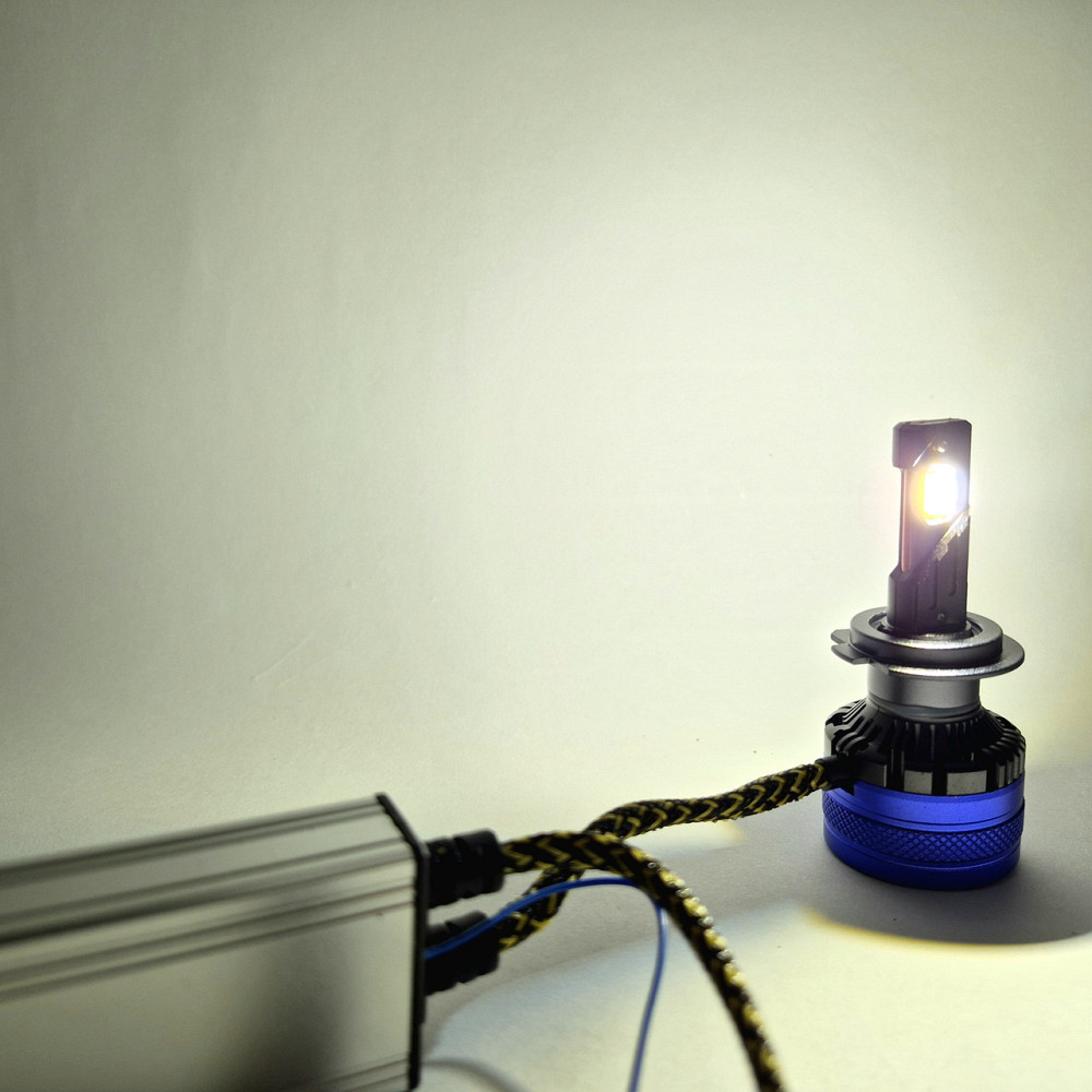 Комплект світлодіодних ламп StarLight Color HB4 9006 (P22d) + стробоскоп з пультом керування 3000K/4300K/6000K 12/24V Харків - фото 3