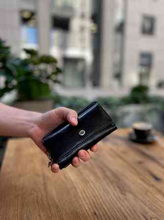 Чорна ключниця з натуральної шкіри із відділенням для грошей ST Leather B416 Київ