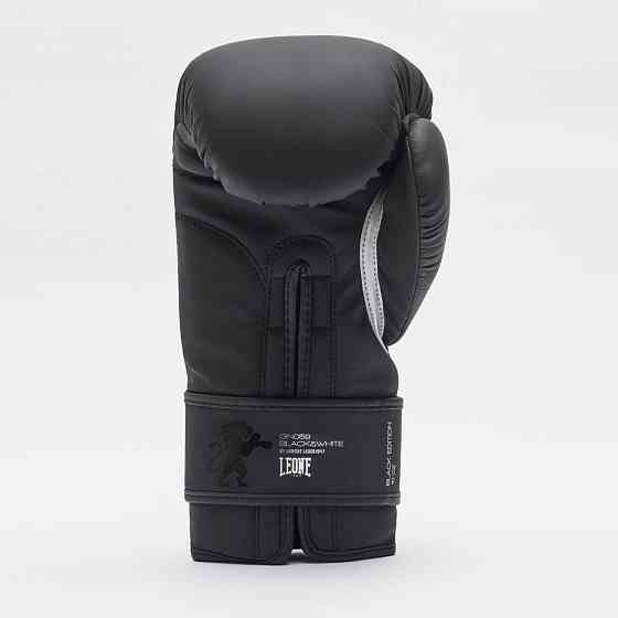 Боксерські рукавиці Leone GN059 Black/White 14 унцій (капу в комплекті) Каменское