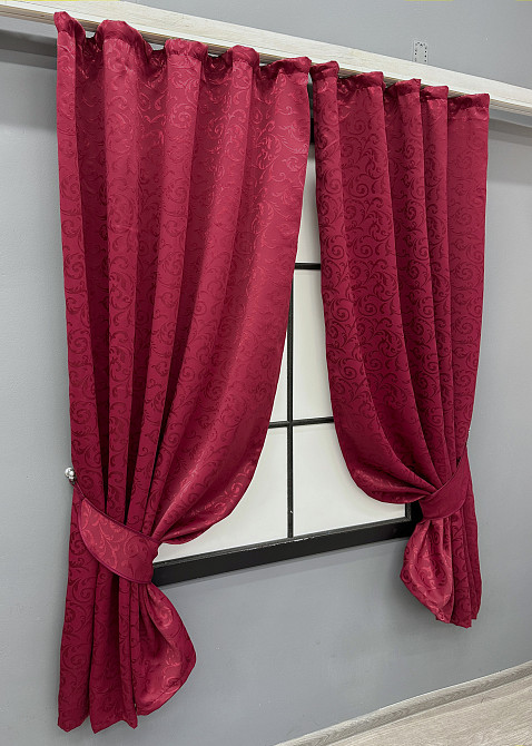 Комплект коротких штор VR-Textil Блекаут № 1099ш Бордовий 130х170 см 2шт (35-0391) Київ - фото 2