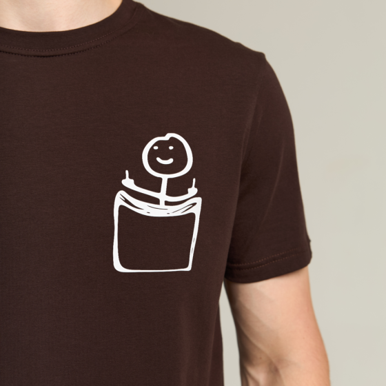 Футболка мужская однотонная шоколадная Pobedov Peremoga - наклейка Человечек с факами Киев