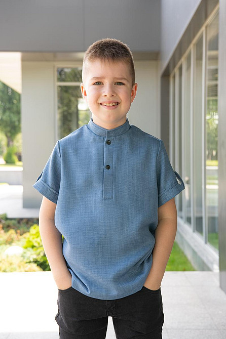 Сорочка дитяча лляна колір джинс для хлопчиків із коротким рукавом, льон, топ Юрма одяг Київ - фото 3