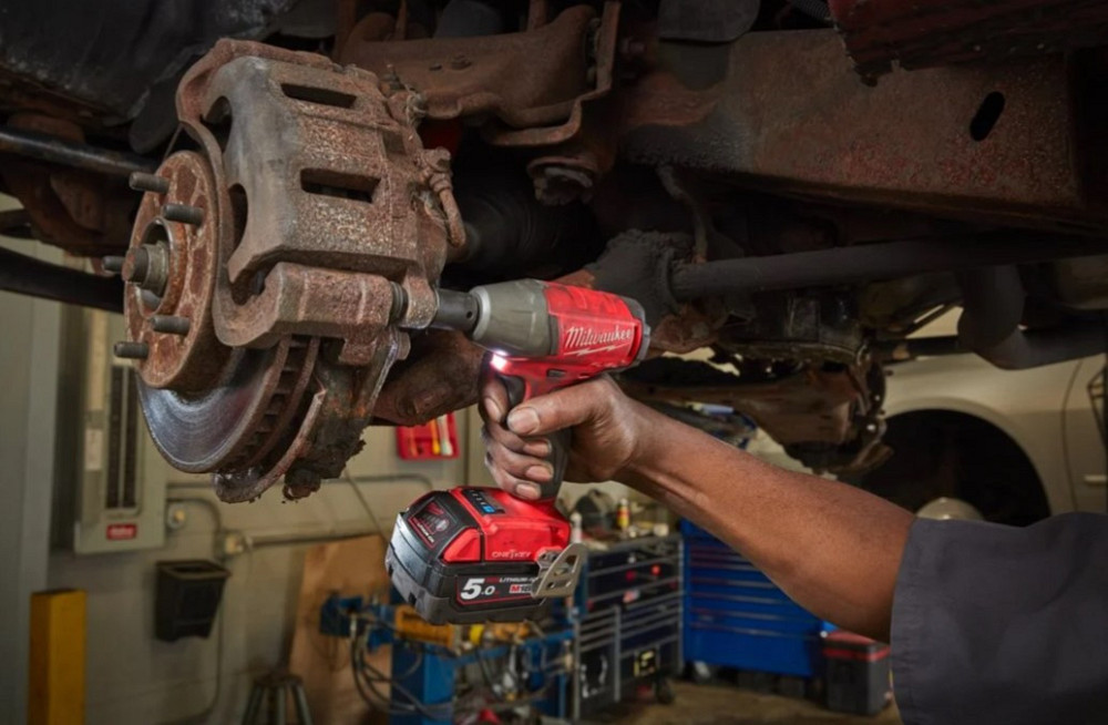 Гайковерт аккумуляторный 1/2'’ MILWAUKEE M18 ONEIWF12-0, 300Нм, с кольцом (каркас) Одесса - изображение 8