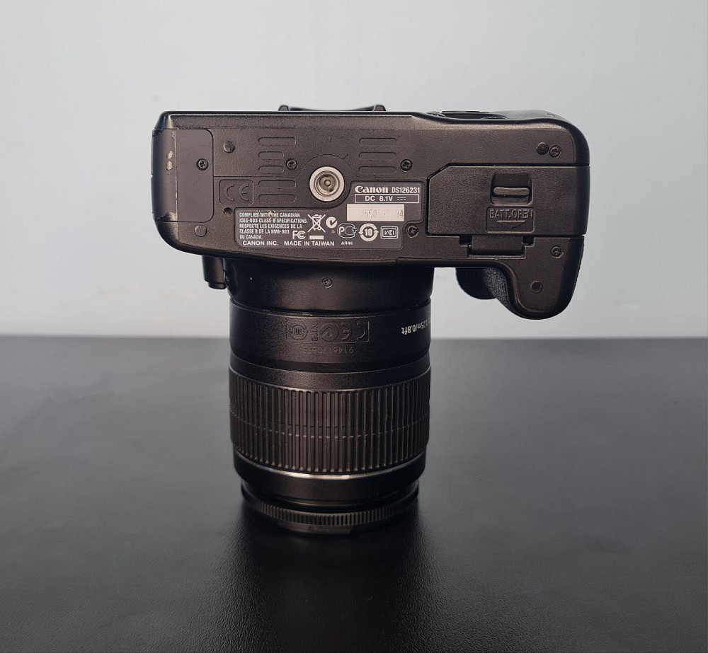 Дзеркальний фотоапарат Canon D500 + kit об'єктив 18-55 + сумка + 64GB Клевань - фото 6