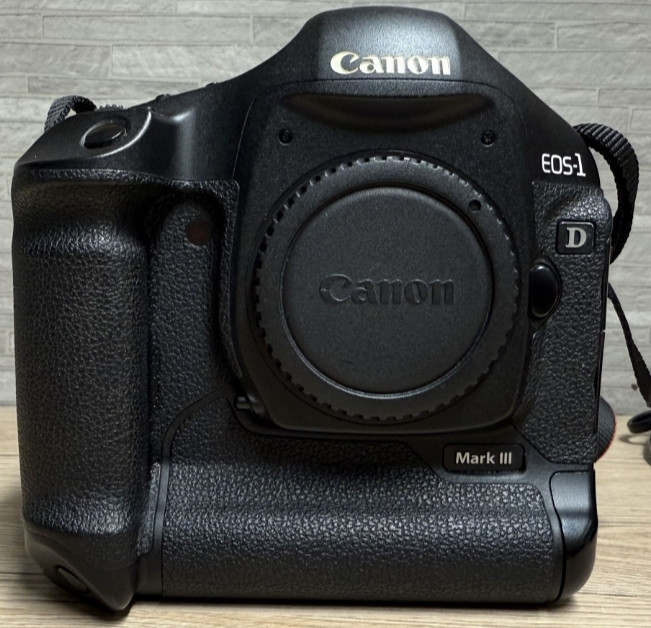 Фотоаппарат Canon EOS 1D Mark III , пробег 6766. Киев - изображение 3