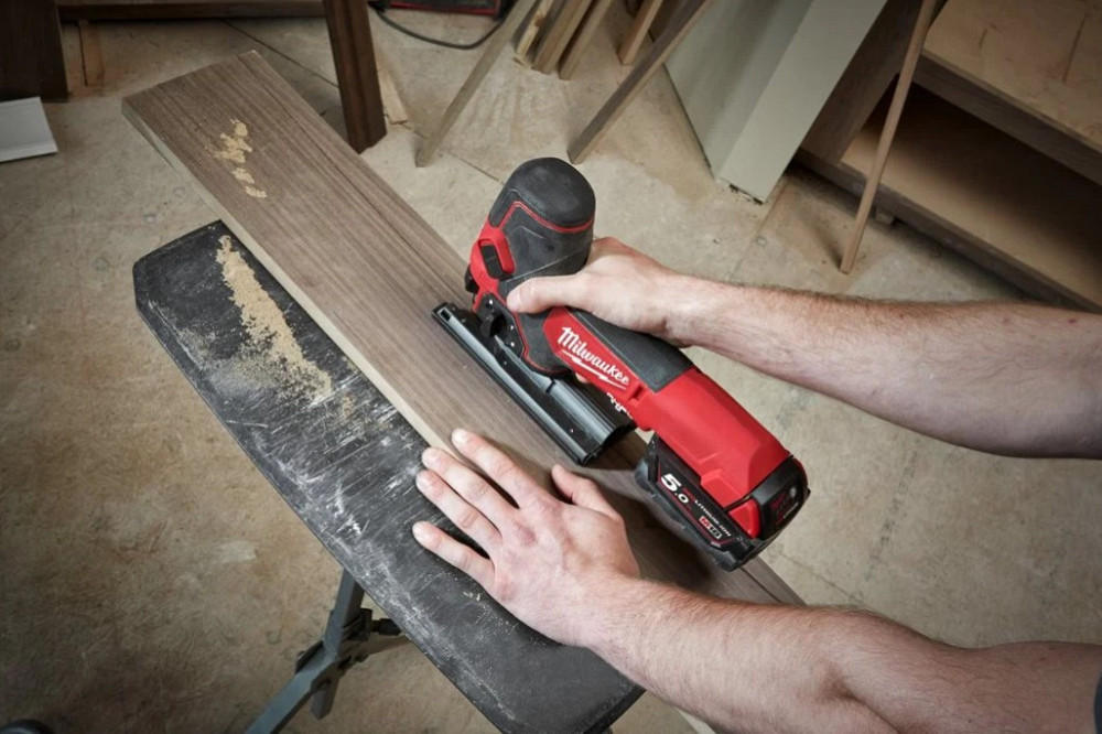 Пила лобзикова акумуляторна безщіткова MILWAUKEE M18 FBJS-0X (каркас+HDкейс) Одесса - изображение 9