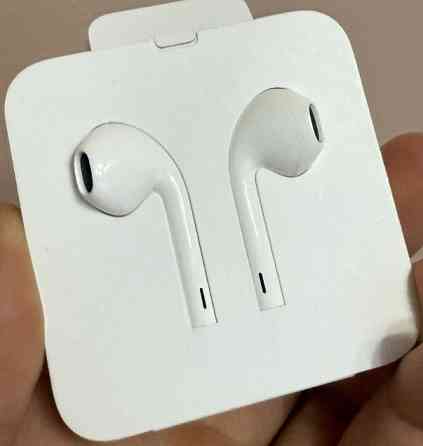Earpods with lightning оригінал. Киев