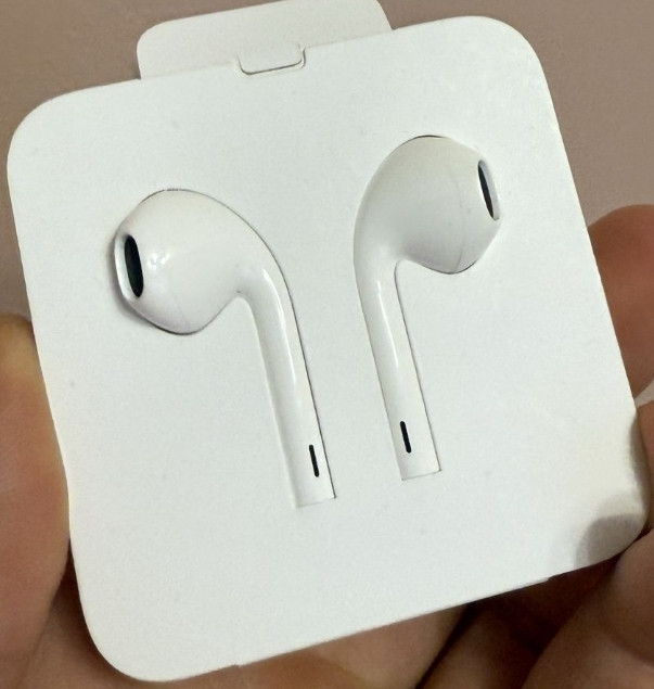 Earpods with lightning оригінал. Киев - изображение 2