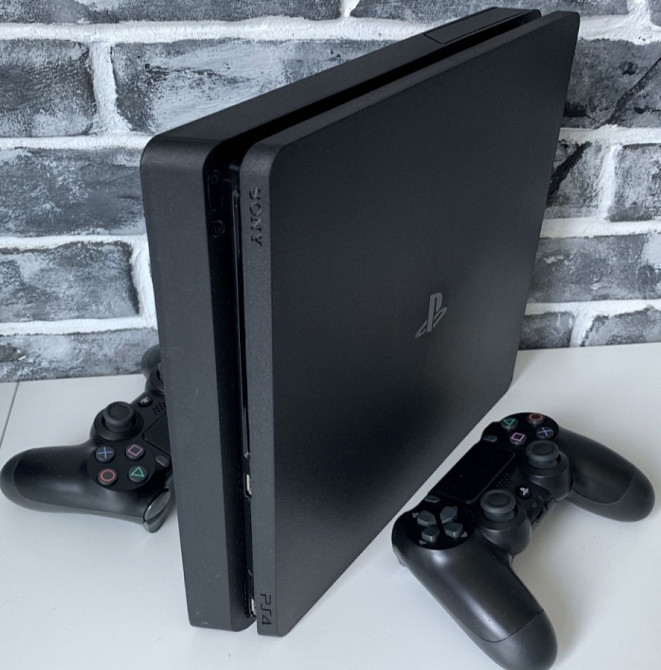 Приставка SONY PlayStation PS4 SLIM 500Gb. / 1TB. 15игр ,2 джойстика - Пс4 2208а. Киев - изображение 3