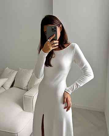 Женское привлекательное теплое миди-платье с разрезом ангора 46/48 Одесса