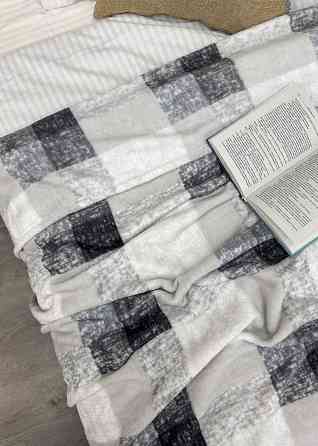 Плед-покривало Decorator WellSoft BLUERRED CELL 200х220 см Світло-сірий з сірим (87-183) Київ