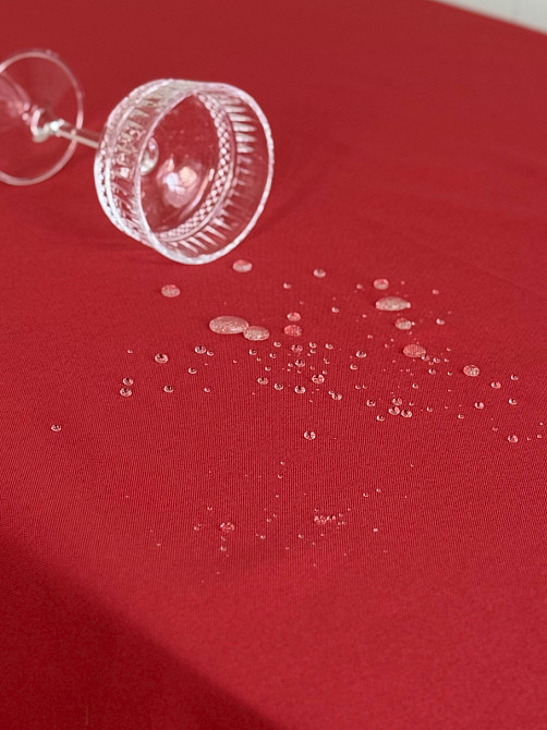 Ecotton Скатертина столова Ecotton DUCK 170х200 см водовідштовхуюча однотонна червоного кольору Коломия - фото 1