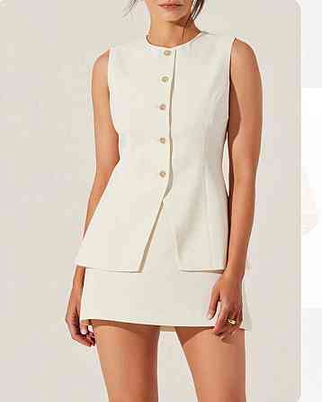 Женский базовый костюм двойка: удлиненный жилет и мини юбка из плотной костюмки Молочный, 46/48 Одесса