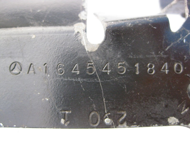 Mercedes-Benz  A1645451840 Кронштейн блоку керування двигуна OM629 V8 4.0 cdi OM642 V6 3.0 ML W164 GL X164 Одеса - фото 3