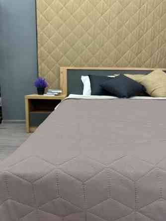 Покрывало двустороннее Decorator Microfiber куб 180х215 см серо-коричневый с бежевым (85-089) Киев