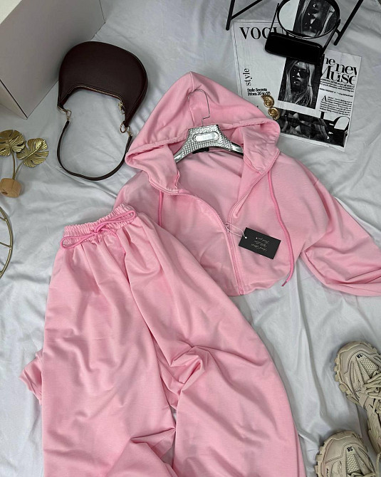 Женский прогулочный оверсайз костюм двойка: кофта и штаны двунитка Барби Одесса - изображение 2