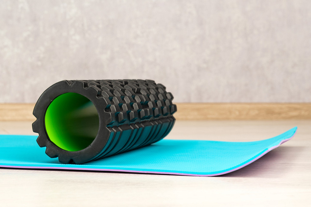 Масажний ролик (роллер) Power System PS-4050 Fitness Foam Roller Black/Green (33x15см.) Каменское - изображение 8